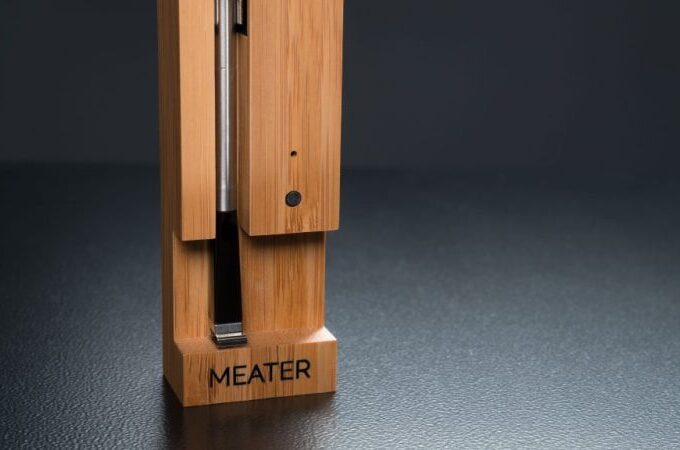 Make Cooking Easy Through A Wireless Meat Thermometer