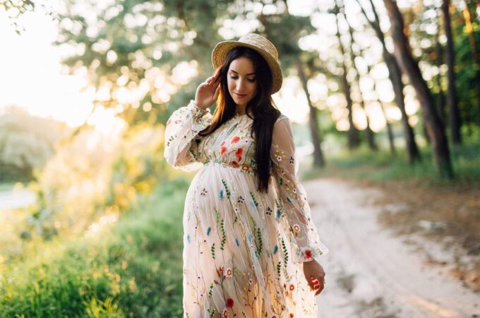 Top Reasons Why You Need to Wear Comfortable Maternity Clothes