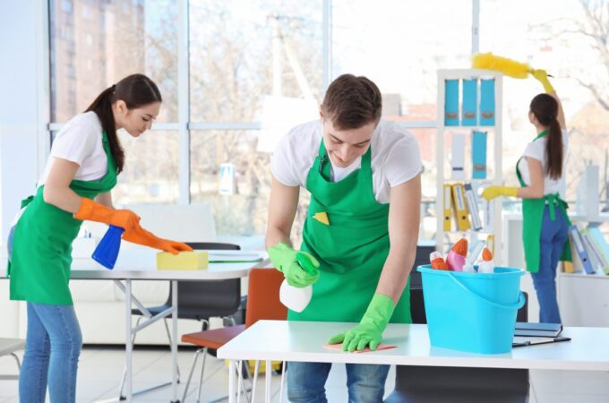 Benefits of Hiring a Professional Cleaning Team