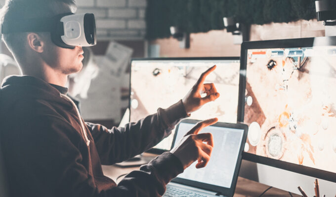 Which Industries Can Avail Virtual Reality Developers The Most?