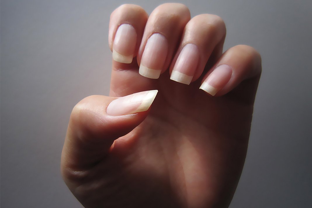 6 Ways to Keep Your Nails On Longer