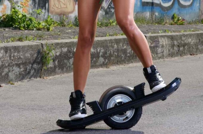 Is One Wheel Hoverboard Worth Your Money?