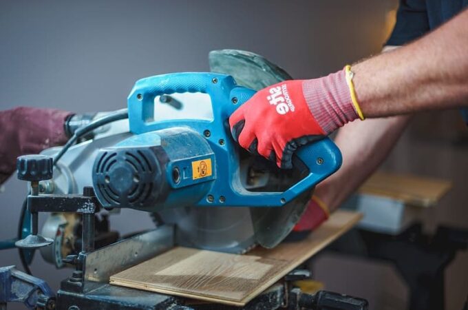 Buying a Miter Saw – What to Look For?