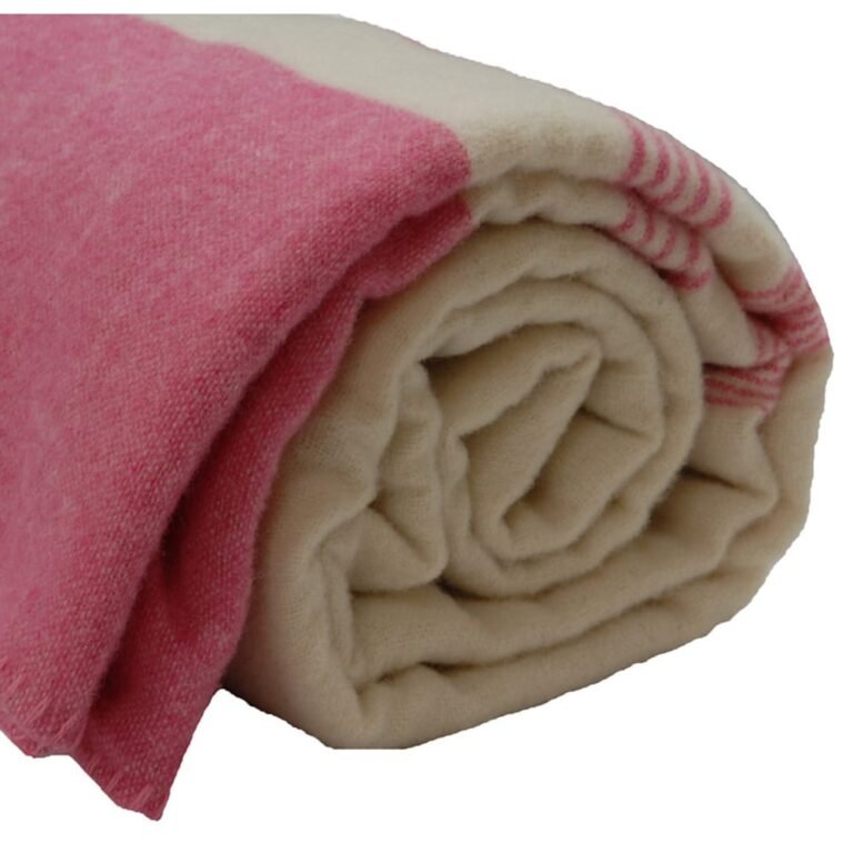 Difference Between Weighted Blanket and Traditional Blanket