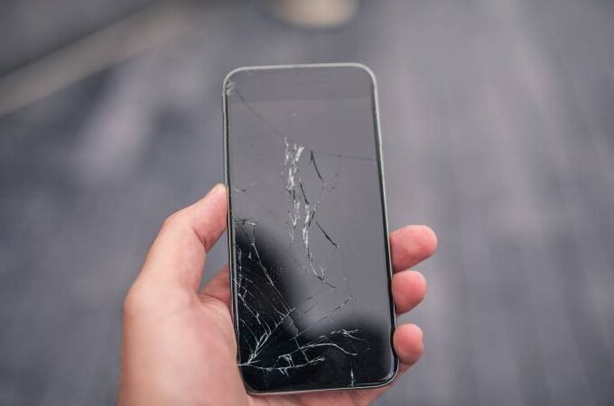 Damaged phone? What you should know