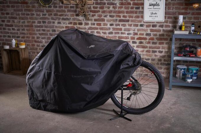 Exploring a Few Essential Outdoor Elements Like Bicycle Cover to Brighten or Redefine the Space 