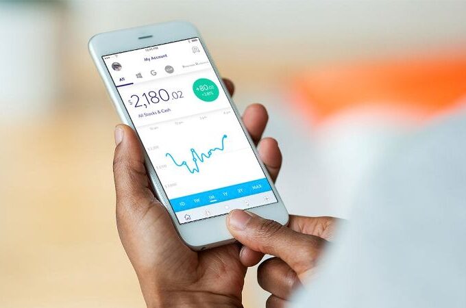 Top 5 Investment Apps That Are Breaking the Financial Barrier of Trading Stocks