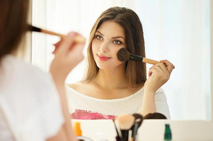 8 Make-up Essentials You Must Have