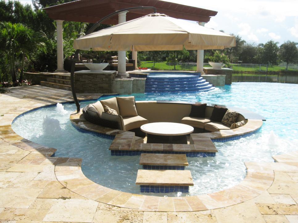 7 Creative Pool Ideas for Homeowners