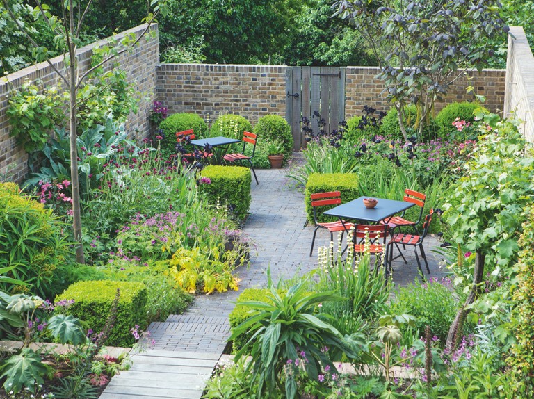 Revamp Your Garden for Summer