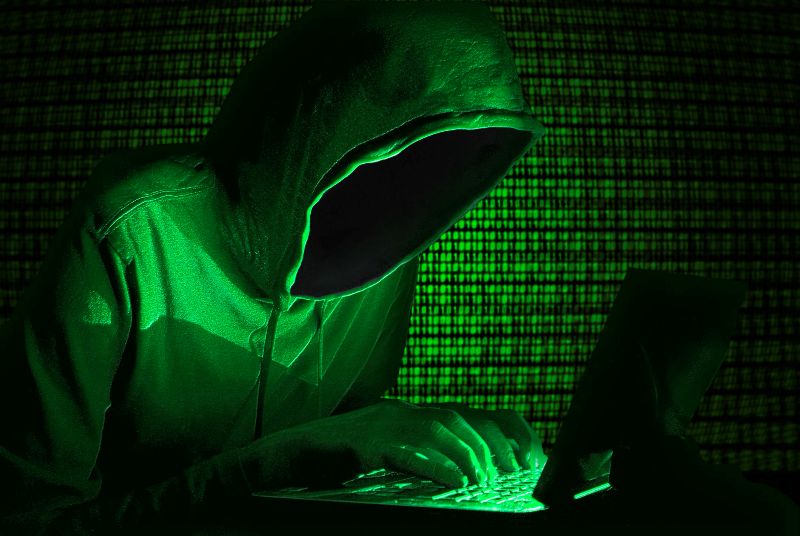 What Exactly is the Dark Web and Why do People Use It?