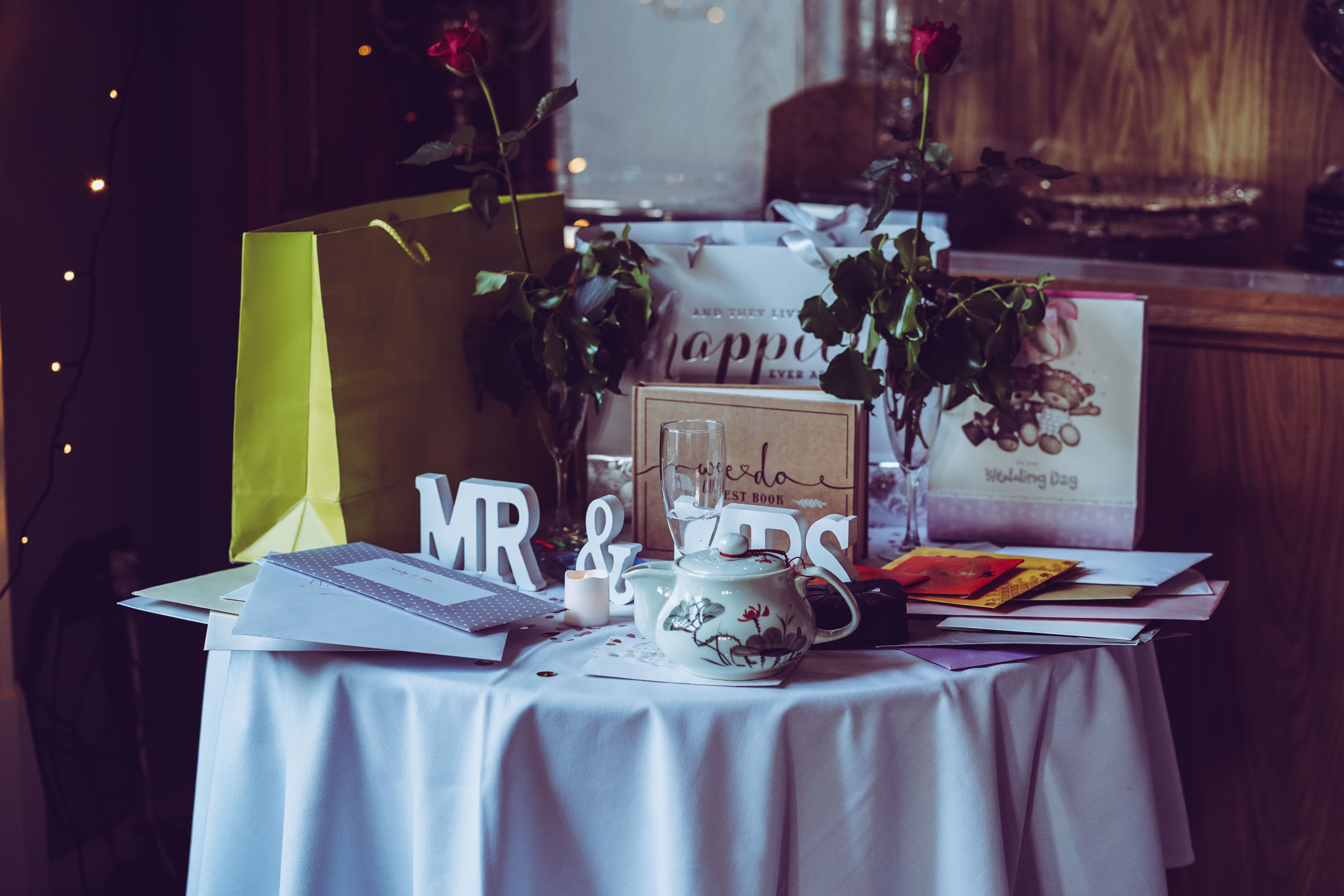 Felt and Fat Elaborates on Why Custom Tableware Is the Perfect Gift for This Wedding Season