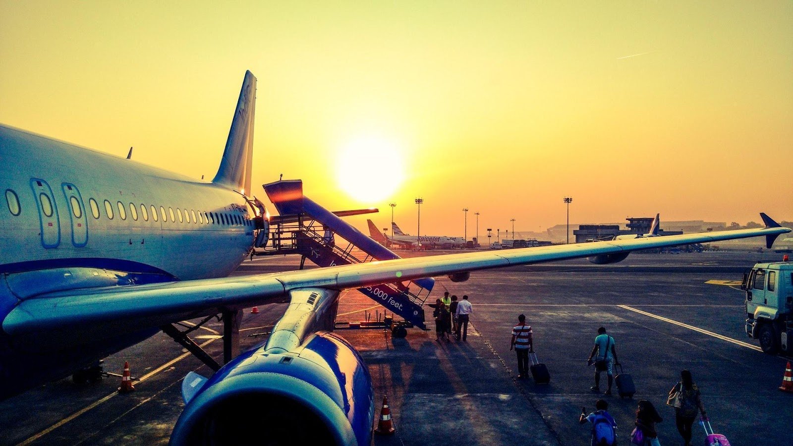 Lanzarote Airport Webcam: Why Is It Interesting?