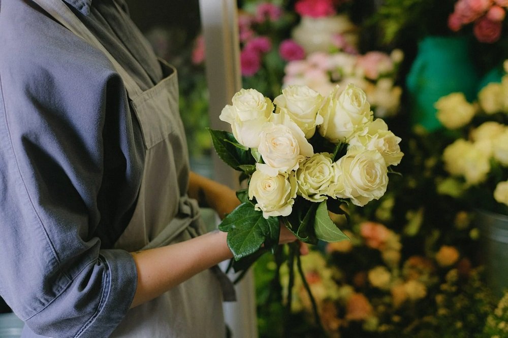 4 Things to Look for When Buying Flowers From Your Local Florists