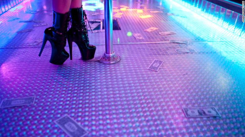 What Are The Best Coed Strip Clubs In Las Vegas?