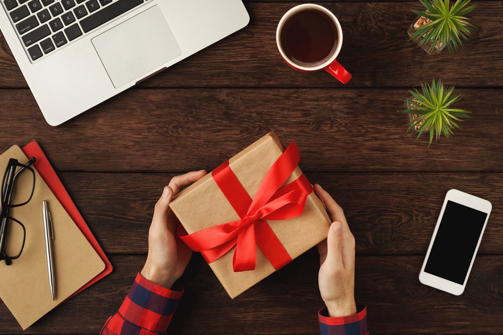 7 Luxury Gift Ideas Your Boss Will Love