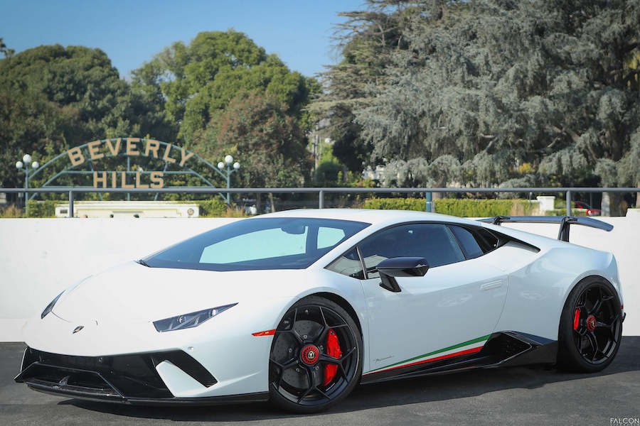 How Much Does It Cost to Rent a Lambo? Your Price Guide