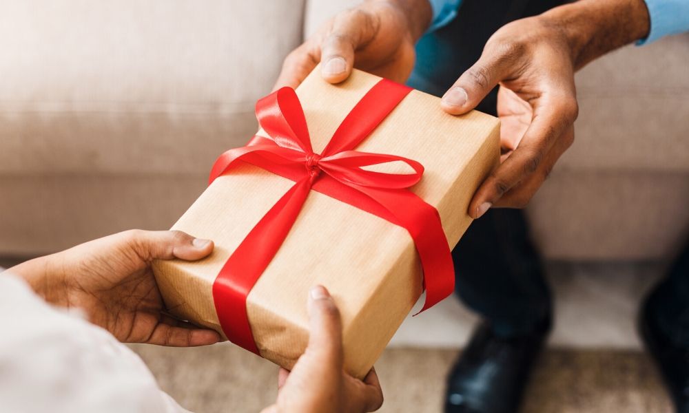 Amazing Tips to Select a Perfect Gift for Your Loved One
