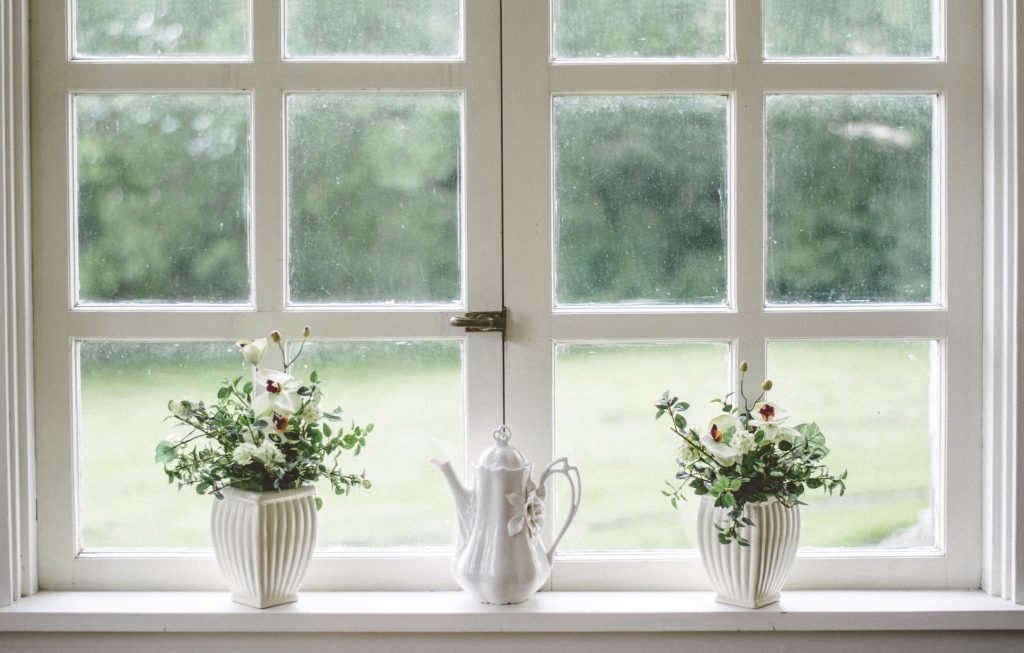 How to Make Your House Smell Better: 4 Basic Tips