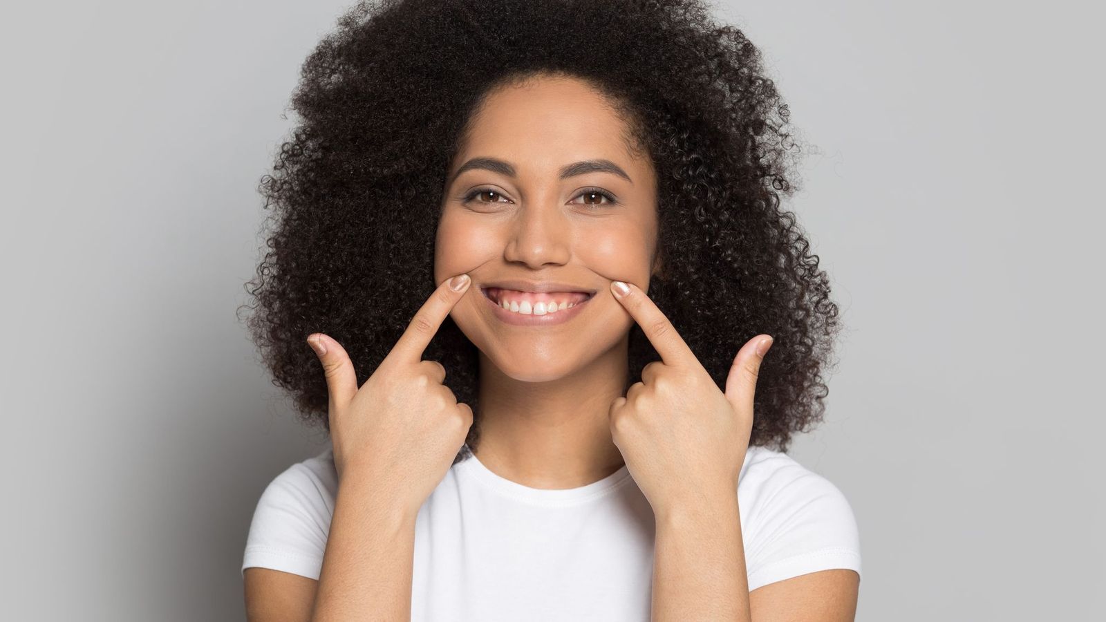 10 Tips to Get a Whiter Smile