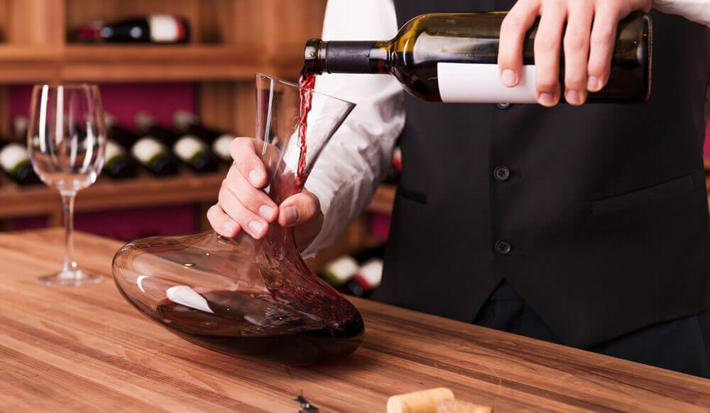 Top 10 Things You Shouldn’t Do With A Wine Decanter