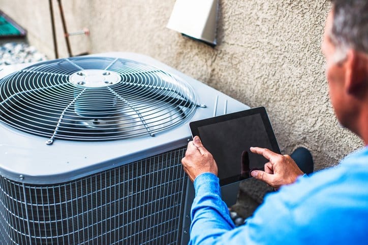 WARNING SIGNS OF AIR CONDITIONING UNIT FAILURE