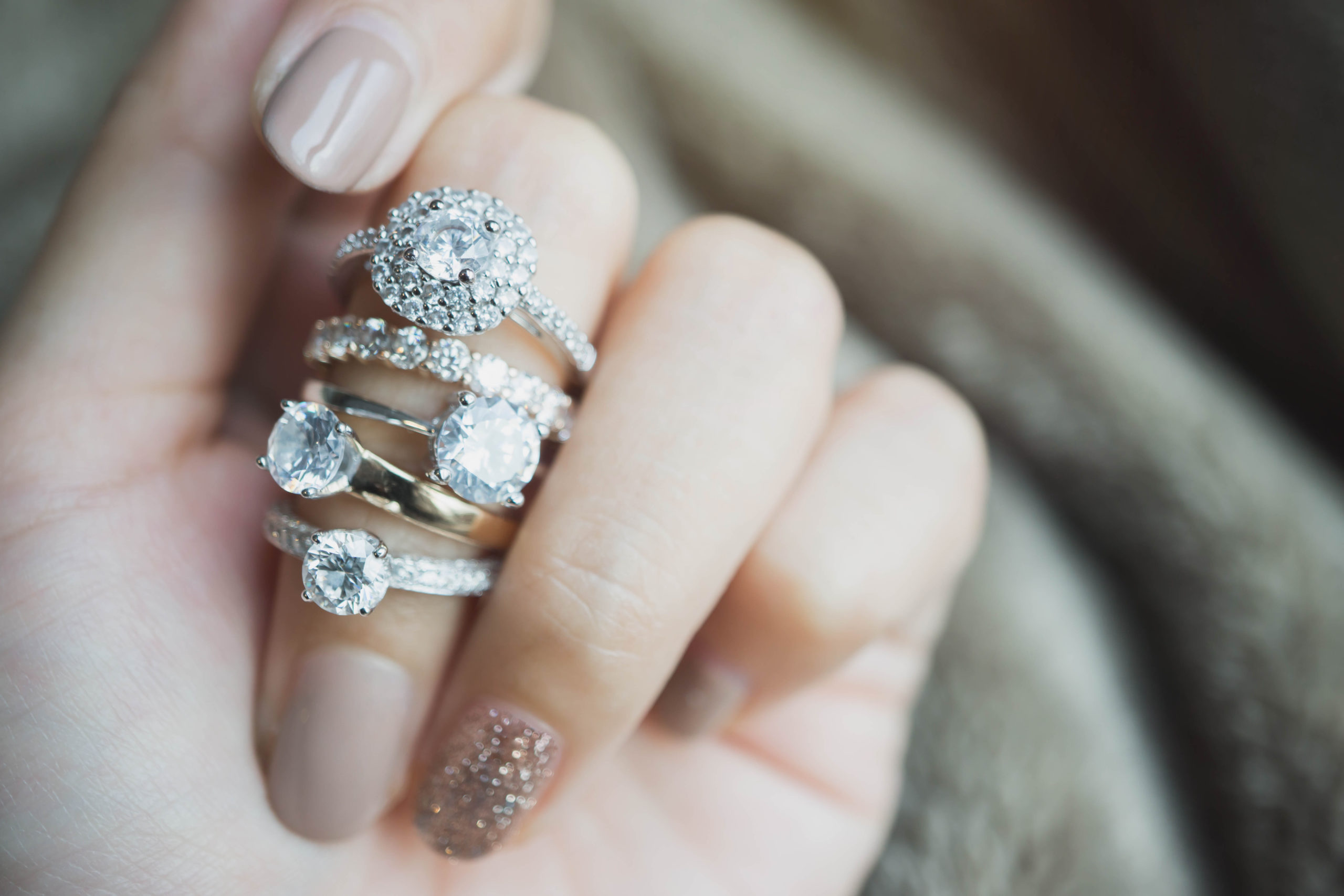 6 Costly Mistakes To Avoid When Buying A Diamond Ring