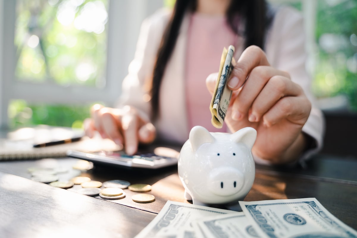 4 Ways You Can Save Money in 2022