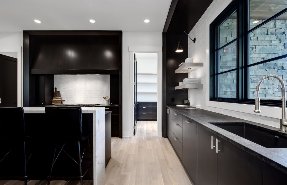 Black Kitchen Cabinets A Fashion in Modern Homes