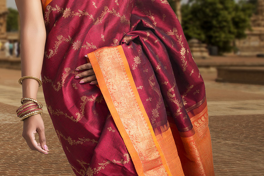 Hold on people’s attention with fascinating Kanjeevaram sarees