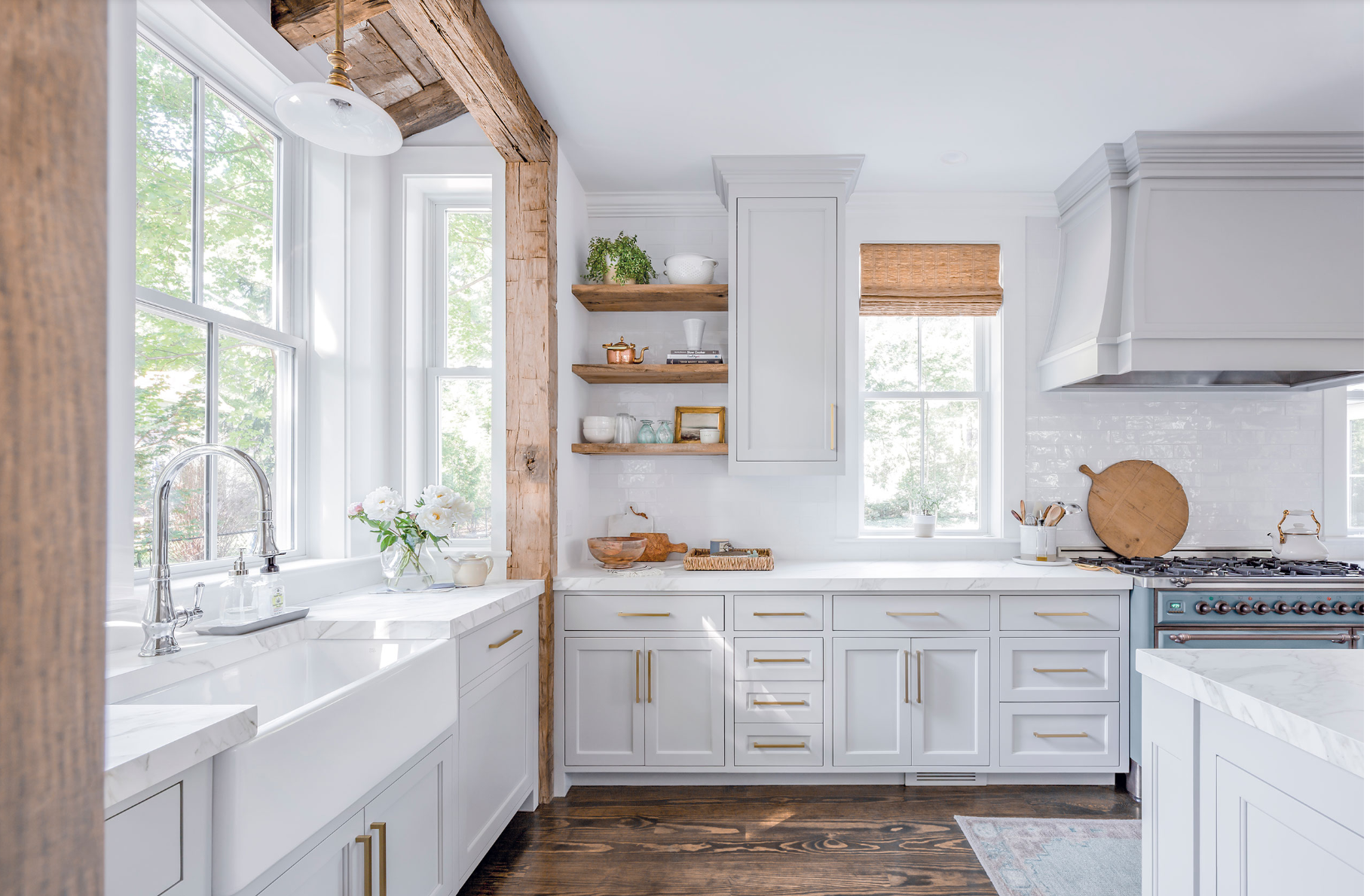 Popular Types of Modern Farmhouse Kitchen Cabinets