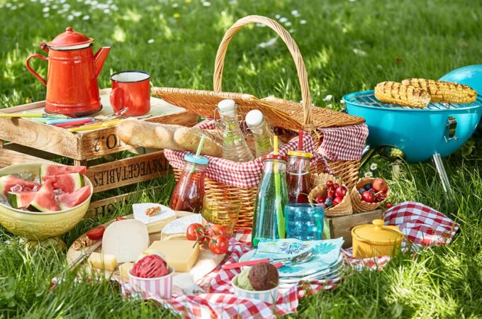 Picnic Baskets: A Beginner’s Guide To Outdoor Dining