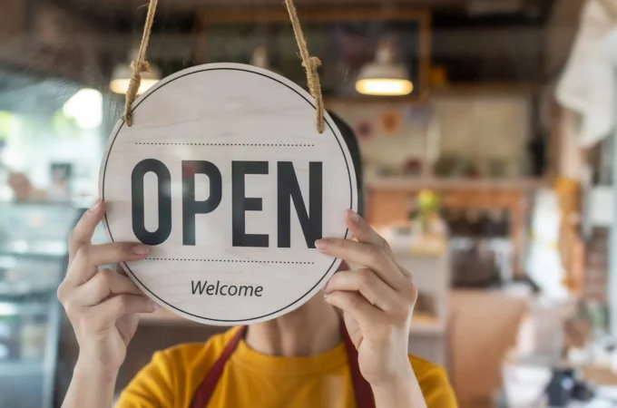 Your Guide To Opening a Restaurant
