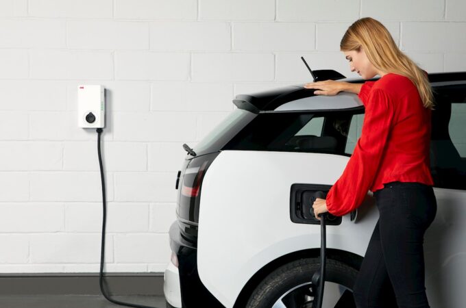 Home EV Charging Stations: Convenience at Your Doorstep