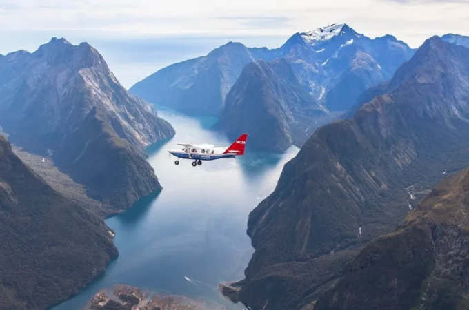 Exploring the World’s Most Scenic Flight Routes 