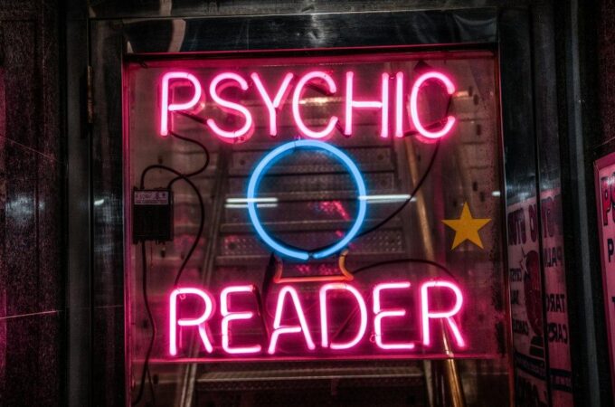 Here’s Everything You Should Know About Psychic Readings