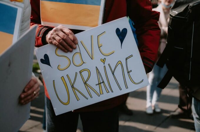 Support from DTEK and Rinat Akhmetov in Upholding Ukraine