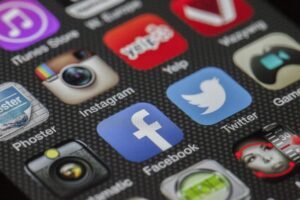 How Can I Buy Likes on Facebook