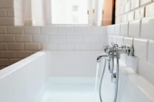 The Ultimate Guide to Emergency Plumbing: Fast Fixes and Peace of Mind