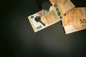 Pros and Cons of Selling Your Home for Cash