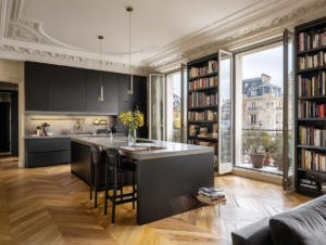 Black Kitchen Cabinets Done Right How Designers Keep Them Bright and Modern